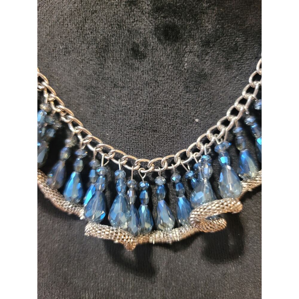 Women's Silver Tone Blue Faceted Crystal Bib Necklace Statement Fashion Jewelry - Picture 6 of 7